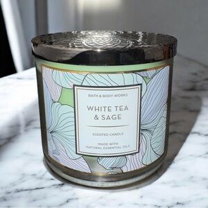 Bath & Body Works White Tea & Sage Candle
